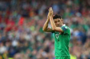 DUBLIN, IRELAND - OCTOBER 11:  Robbie Keane of Republic of Ireland applauds the fans during the EURO 2016 Qualifier match between Republic of Ireland and Gibraltar at Aviva Stadium on October 11, 2014 in Dublin, Ireland.  (Photo by Ian Walton/Getty Images)